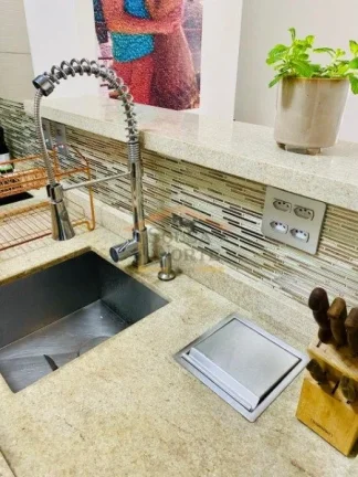 Imagem Apartamento com 3 dormitórios, sendo 1 suíte, 2 banheiros, ar-condicionado, recém-reformado, com ...