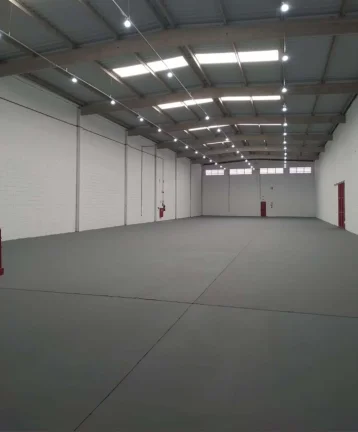 Imagem Galpão industrial de 1.000m² em condomínio para locação em Sorocaba-SP, bairro Iporanga.