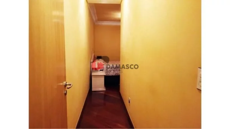 Imagem Sobrado à venda 3 Quartos, 3 Suites, 6 Vagas, 600M², Cerâmica, São Caetano do Sul - SP
