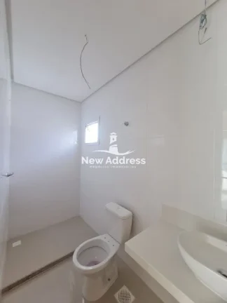 Imagem Apartamento na Praia da Costa com 120m², 3 quartos (1 suíte), 3 vagas, varandas e lazer completo. Andar alto, perto do Shopping Praia da Costa!