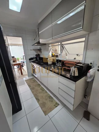 Imagem Casa a Venda em Sorocaba na Zona Sul no Parque Campolim - Lounge Imobiliária