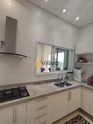 Descubra o privilégio de viver com conforto, segurança e requinte nesta residência única no Resi...