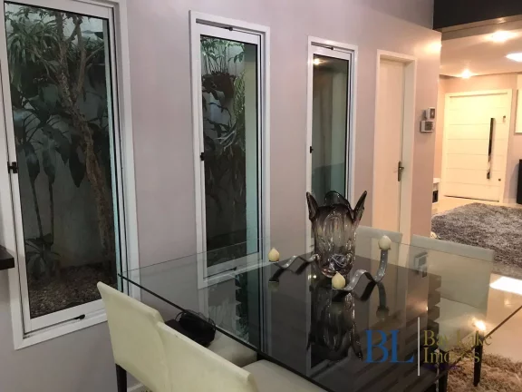 Imagem Lindo Sobrado Com Piscina Aquecida Na Mooca!! 268M² - 4 Vagas!! Permuta!!