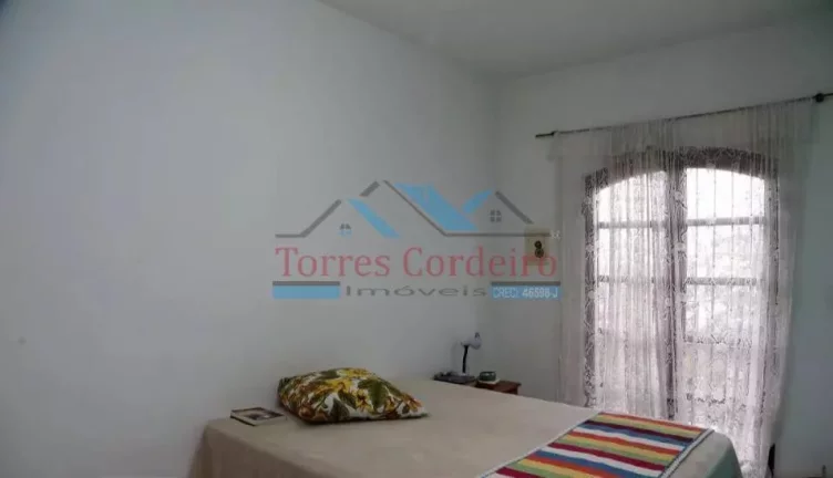 Imagem Sobrado com 3 dorm. + 2 vagas - Jardim Taboão