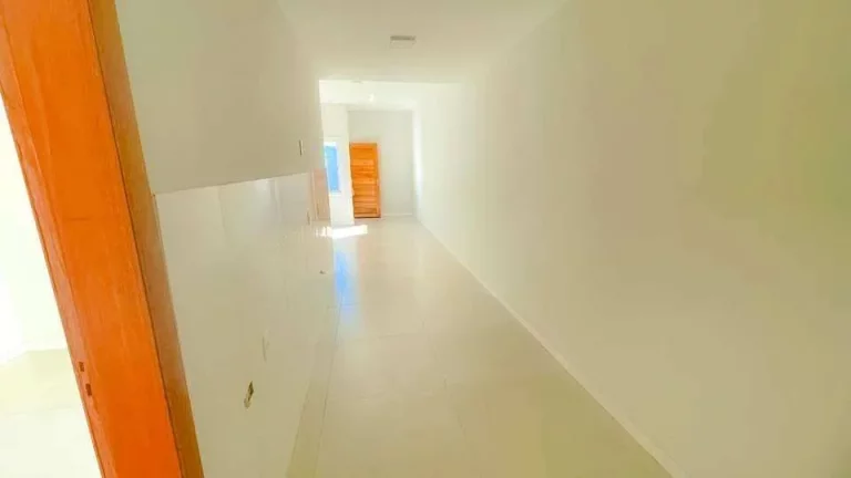 Imagem Casa de condomínio à venda em Viamão, Caminho do Meio, com 2 quartos, 700,00m²