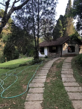 Imagem Fazenda de Morangos com 180 ha em Nova Friburgo - RJ