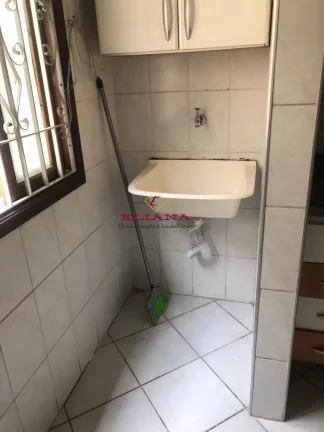 Imagem Sobrado em condomínio à venda em São Paulo, Parque São Domingos, com 2 quartos, 83m²