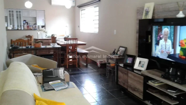 Imagem Casa residencial e comercial à venda em Valinhos

Ótima casa térrea, podendo ser residencial ou c...