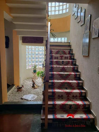 Imagem Casa a Venda na Região da Vila Porá em Campos do Jordão - SP