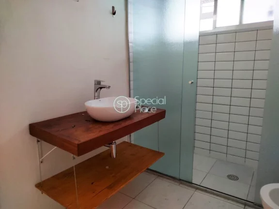 Imagem Lindo Apartamento com 120m² em Pinheiros Living amplo para dois ambientes com janelas piso ao teto,...
