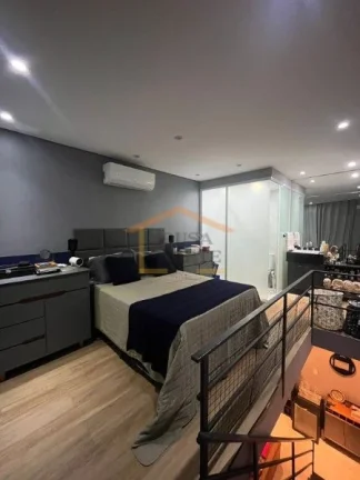 Imagem Apartamento mobiliado à venda com 55 m², oferece uma planta bem distribuída em dois pavimentos.
N...