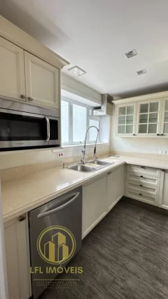 Imagem Cobertura Duplex para Venda ou Locação. com 3 suítes e 4 vagas. Vila Nova Conceição