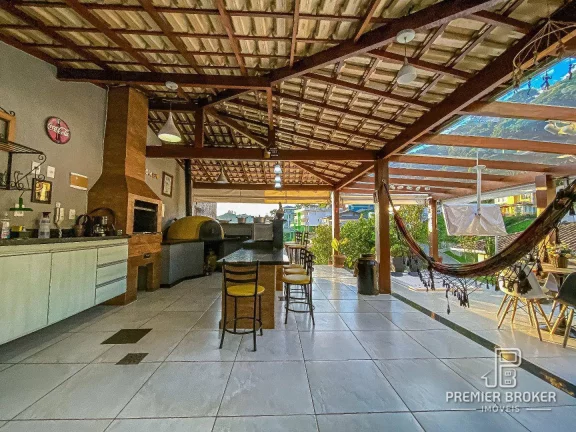 Imagem Casa à venda, 307 m² por R$ 1.800.000,00 - Tijuca - Teresópolis/RJ