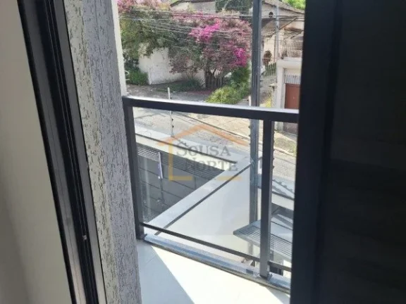 Imagem Sobrado 3 dormitórios, sendo 1 suíte, cômodos amplos, bem distribuídos e muito iluminados, ofere...