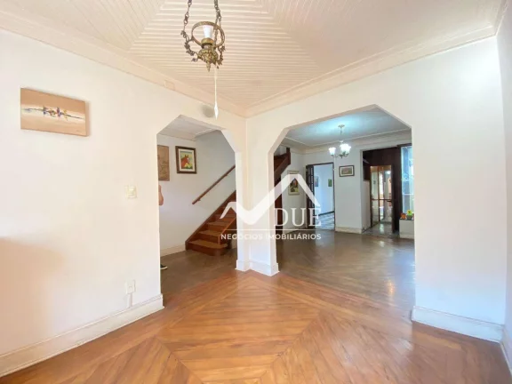 Imagem Sobrado com 3 dormitórios à venda, 109 m² por R$ 850.000,00 - Gonzaga - Santos/SP