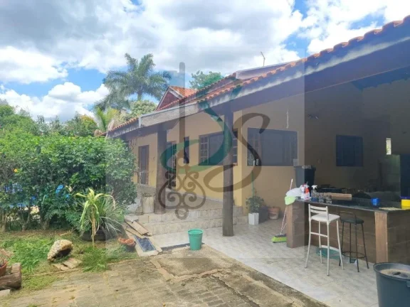 Imagem Venda de Chácara em Videiras de Itaici, Indaiatuba. Chácara com aproximadamente 1080 m² sendo 300 m² de construção, documentação regularizada.