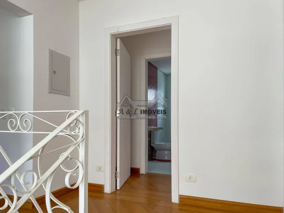 Imagem Casa à venda em Campos do Jordão – Com 04 amplas suítes em Condomínio