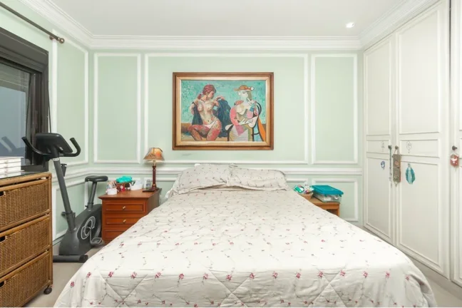 Imagem Imóvel à venda no Brooklin Paulista, São Paulo-SP: Apartamento de 2 quartos com 1 suíte e 128m², 3 banheiros e 2 vagas de garagem