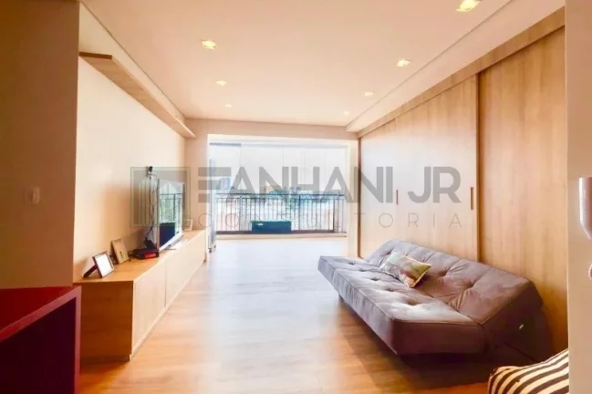 Imagem Apartamento de luxo na Vila Progredior, São Paulo-SP: 2 quartos, 2 suítes, 3 salas e 3 vagas de garagem.