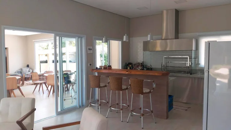 Imagem Casa de alto padrão em condomínio na represa - Bragança Paulista