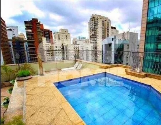 Cobertura com 380m² na Vila Nova Conceição. Amplo living em madeira tábuas de ipê em "L" para 0...