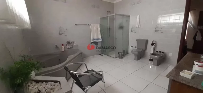 Imagem Sobrado à venda 3 Quartos, 2 Suites, 6 Vagas, 780M², Osvaldo Cruz, São Caetano do Sul - SP