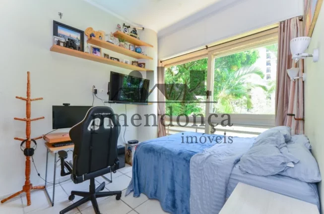 Imagem Apartamento em Higienópolis prédio badalado com 106m², 3 quartos e 1 vaga.