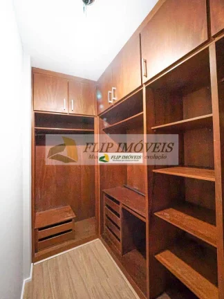Imagem More em um apartamento com 246 metros quadrados com 4 quartos no miolo do Cambuí - Campinas - SP