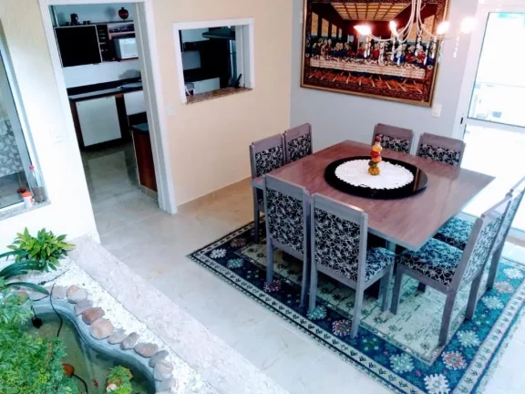Imagem Sobrado com 3 dormitórios à venda, 347 m² por R$ 1.600.000,00 - Parque Residencial Itapeti - Mogi das Cruzes/SP