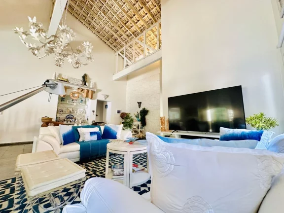 Imagem Casa de luxo à venda no Riviera de São Lourenço Módulo 22: 4 suítes, 6 vagas, 394,81m² - Oportunidade única!