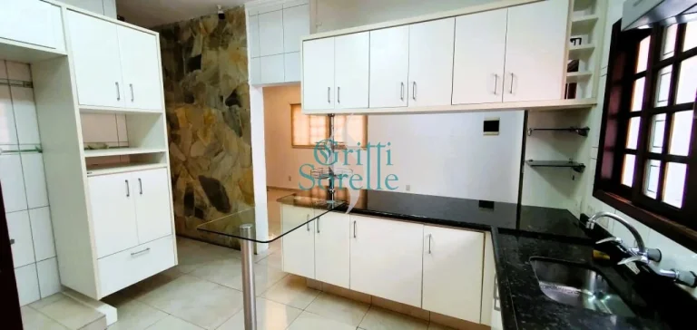 Imagem Casa Térrea à Venda em Vila Mariana - São Paulo/SP.