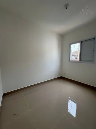 Imagem Elegância e Praticidade Casa de condom. com 2 dmt e suíte a 640 metros do mar