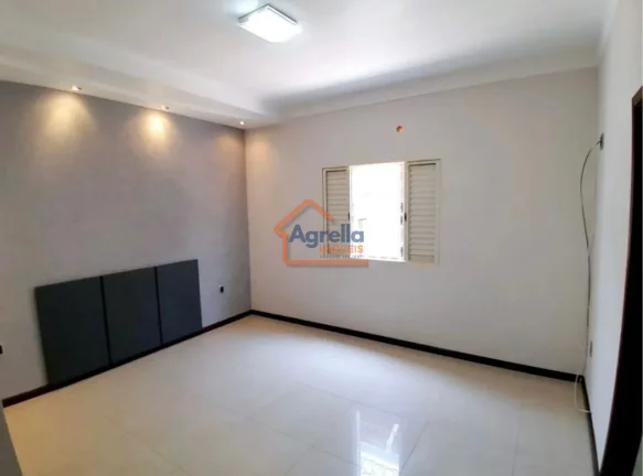 Imagem Casa à venda no bairro Parque Guainco - Mogi Guaçu/SP