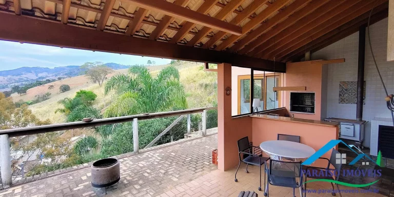 Imagem Exclusividade e Requinte: Residência de Alto Padrão em Condomínio Fechado