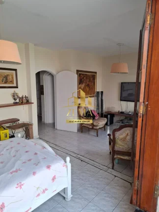 Imagem Sobrado amplo 311m2, terreno 282 m2, 02 dorms ( 01 st) , 05 wc, 03 vagas
