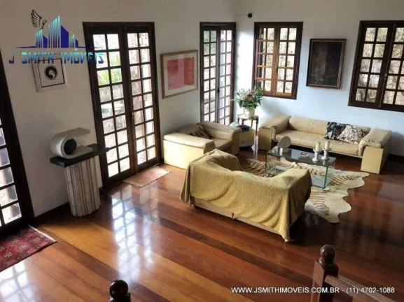 Imagem CASA Clássica e maravilhosa! 3 suítes, linda vista e casa hóspedes!