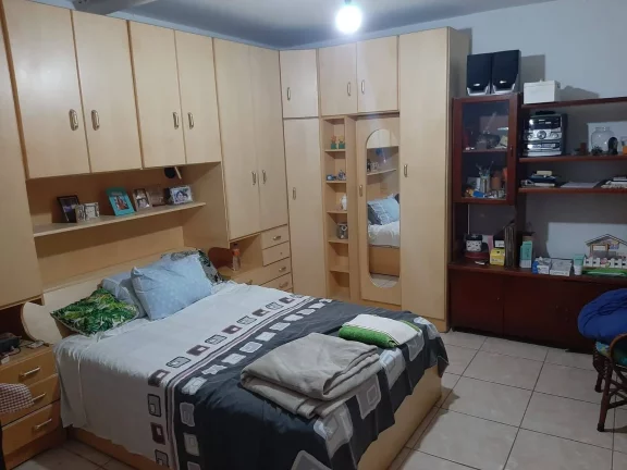 Imagem Casa Antiga 3 Dormitorios sendo 1 Suite Terreno de 10 x 40 Estuda Permuta