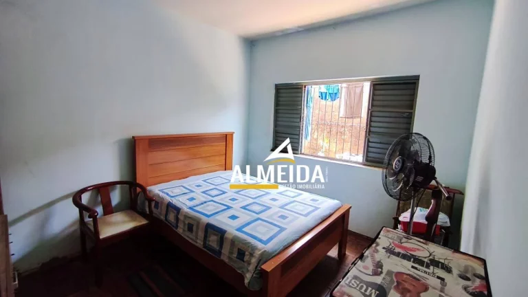 Imagem Casa com 3 dormitórios à venda por R$ 450.000,00 - Jardim Claret - Rio Claro/SP
