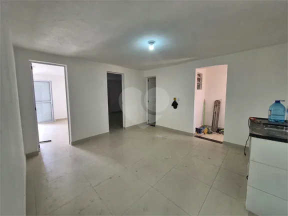 Imagem Apartamento para alugar com 2 quartos no condomínio Ariosto, São Paulo - SP