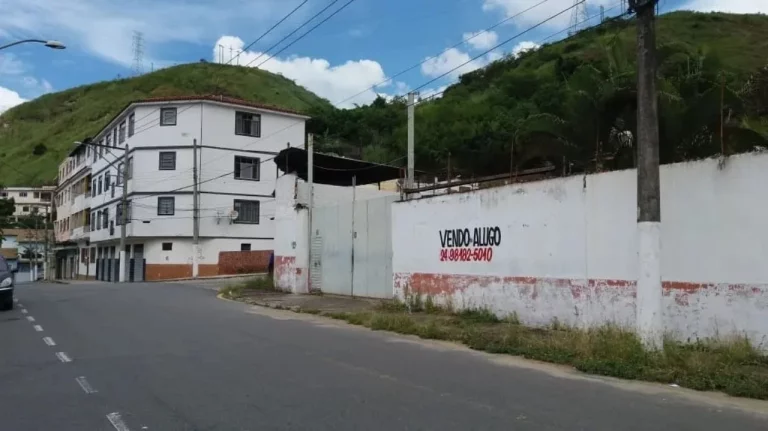 Imagem TERRENO COMERCIAL em BARRA MANSA - RJ, CENTRO