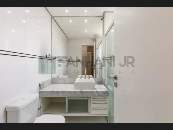 Imagem Imperdível: Apartamento de Luxo à Venda ou Locação no Itaim Bibi, São Paulo - 3 quartos, 3 suítes, 3 salas, 5 banheiros, 3 vagas - 162 m².