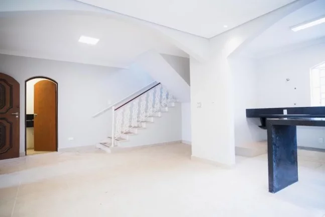 Imagem Sobrado à venda, 212 m² por R$ 1.200.000,00 - Jardim Alvorada - São José dos Campos/SP