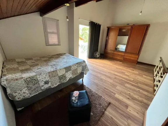 Imagem Vendo esta excelente cobertura Nova Friburgo. Centro do bairro Cônego.