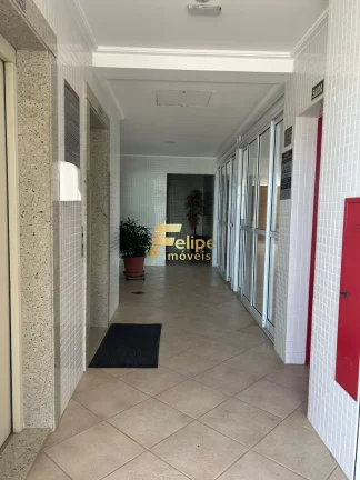 Imagem Este AMPLO E CONFORTÁVEL apartamento de 130,00 m2 de área está localizado no coração da cidade.