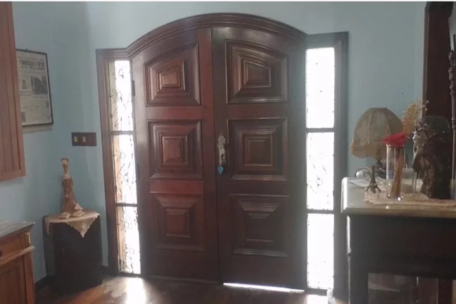 Imagem Casa com 4 quartos para venda em Campo Grande