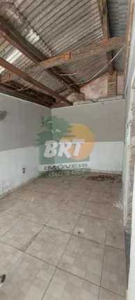 Imagem Casa para Venda em Mairinque, Vila Sorocabana, 2 dormitórios, 1 banheiro, 2 vagas