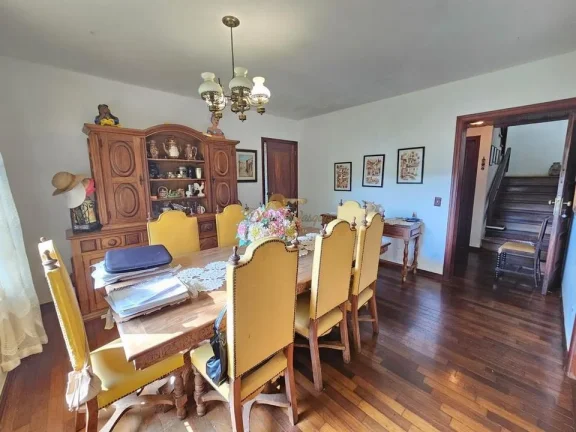Imagem Casa para Venda em Teresópolis / RJ no bairro Parque do Imbui