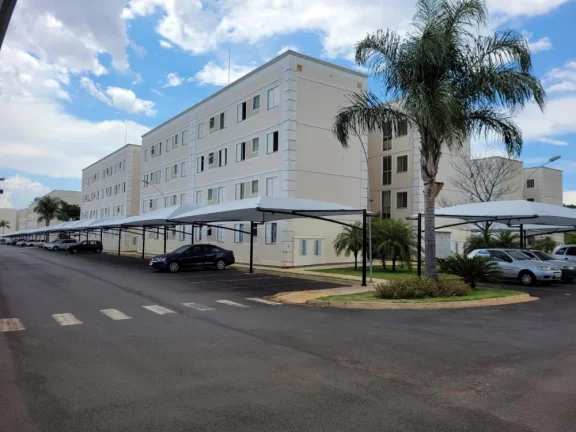 Apartamento à Venda em Araraquara-SP