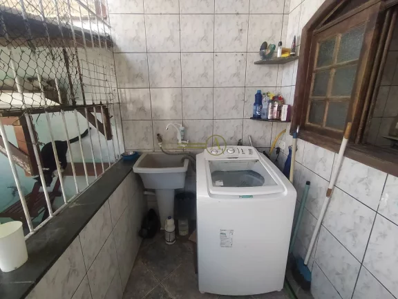 Imagem Casa térrea com 2 dorms, á 950m da Praia à venda em Peruíbe