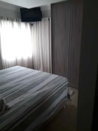 Imagem Casa com 4 dormitórios sendo 1 suíte e 3 vagas - Boa Vista | Joinville/SC